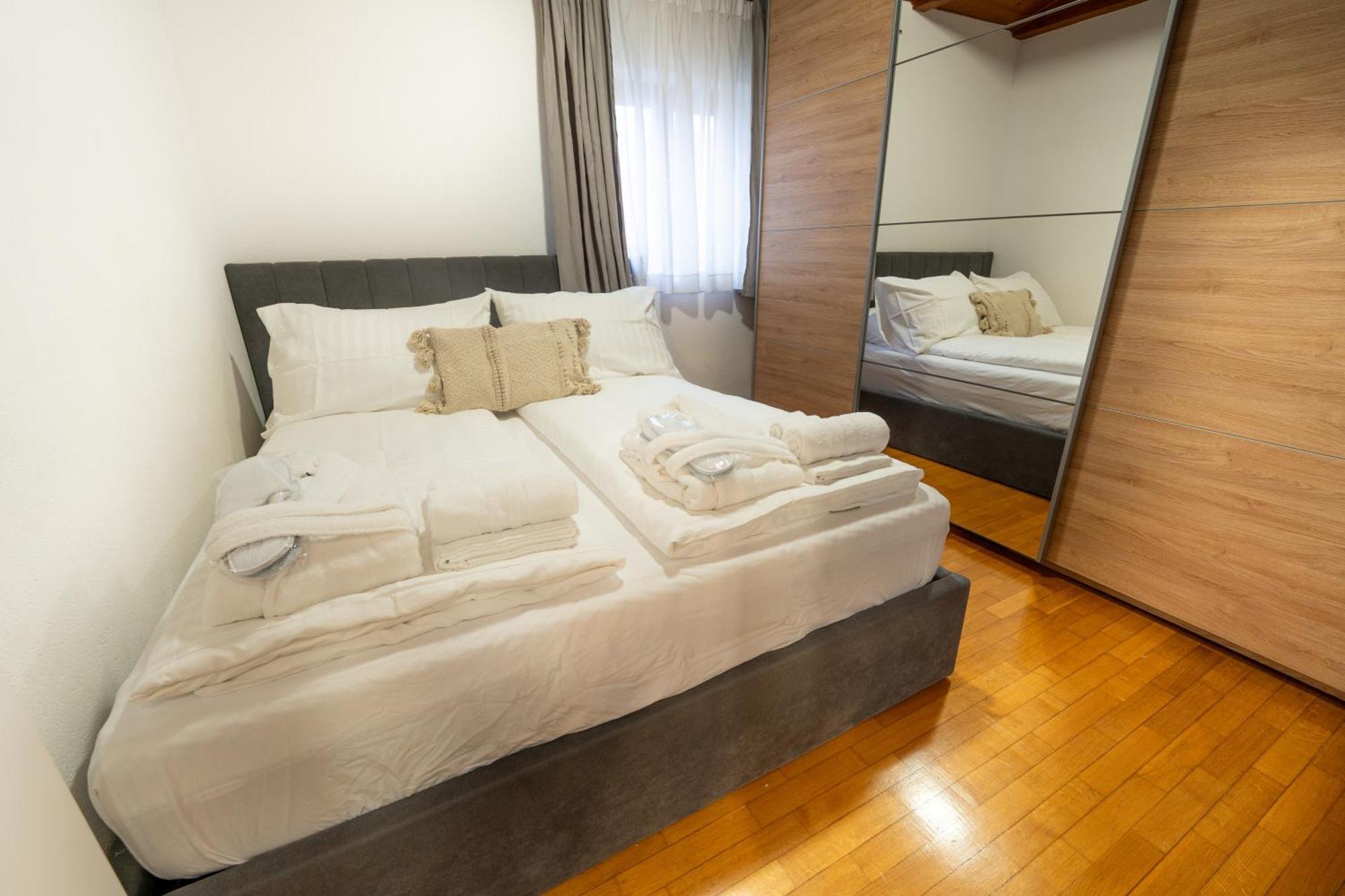 Hotel Maslina Seget  Экстерьер фото